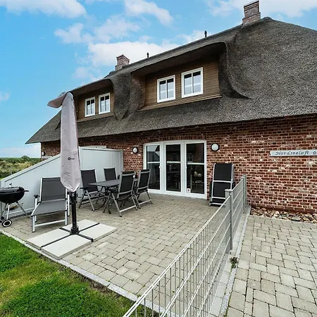 Reetgedecktes Wohlfuehlhaus Nordseeloft 98b Mit Sauna Und Kamin Дом отдыха *