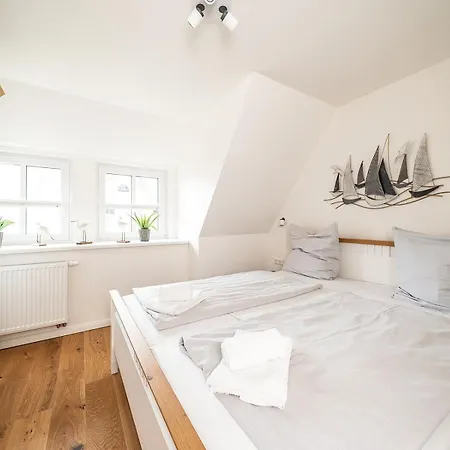 Feriehus Reetgedecktes Wohlfuehlhaus Nordseeloft 98b Mit Sauna Und Kamin