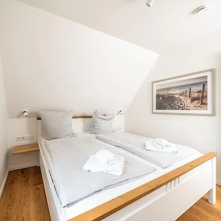 Дом отдыха Reetgedecktes Wohlfuehlhaus Nordseeloft 98b Mit Sauna Und Kamin *